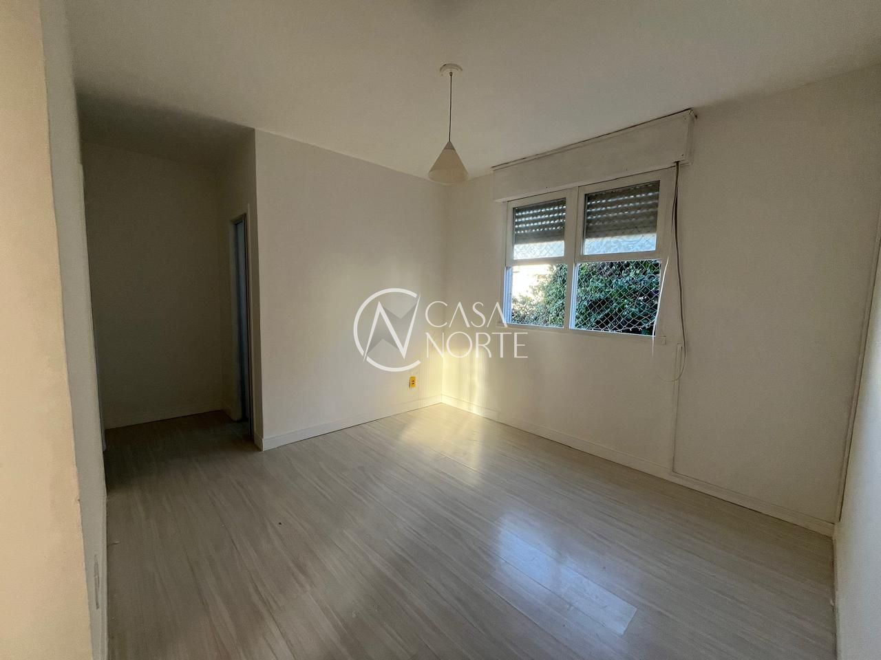 Apartamento à venda com 1 quarto, 36m², 1 vaga, Travessa Escobar no bairro Camaquã em Porto Alegre