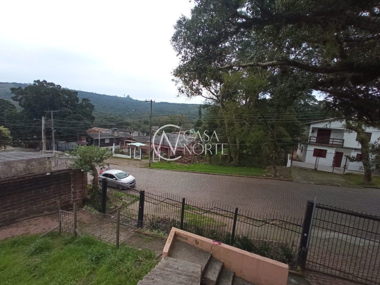 Casa à venda com 3 quartos, 260m², 2 vagas, Rua João do Couto no bairro Belém Velho em Porto Alegre