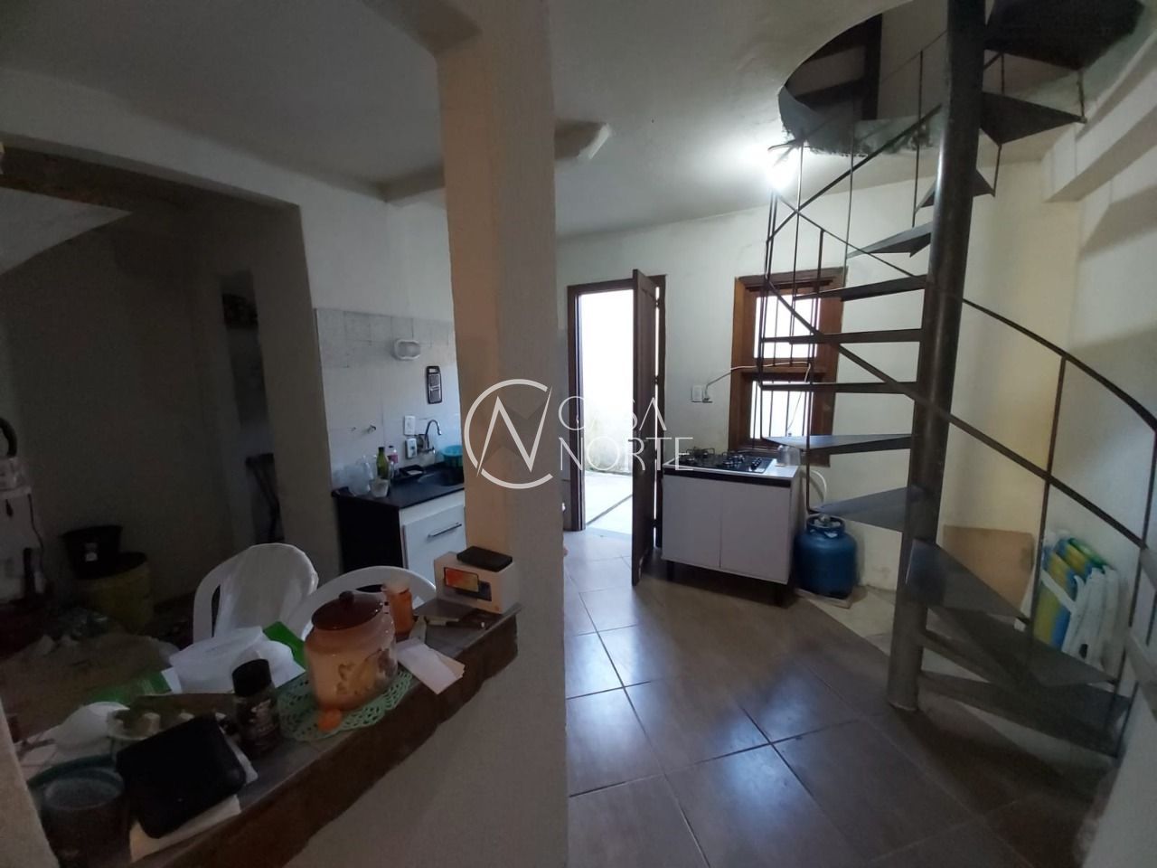 Casa à venda com 2 quartos, 100m², 1 suíte, 2 vagas, Rua Mário Vieira Marques no bairro Hípica em Porto Alegre