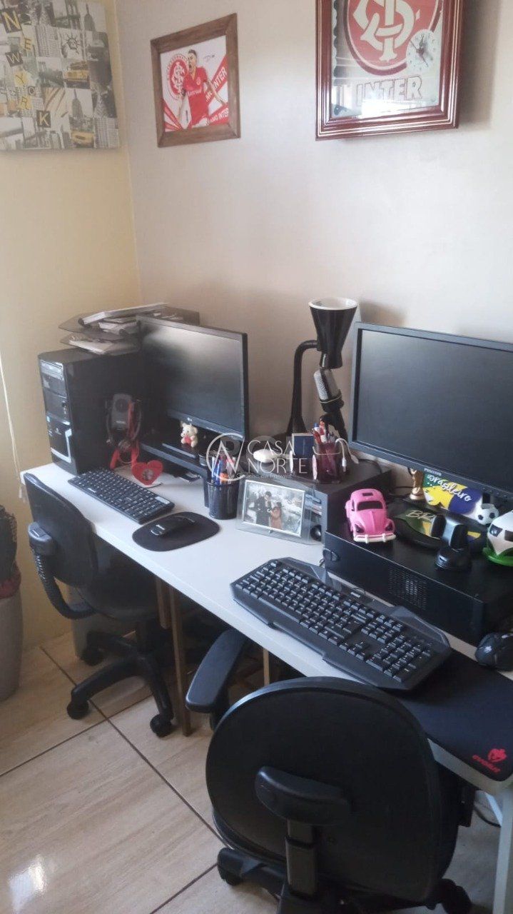 Apartamento à venda com 2 quartos, 48m², 1 vaga, Rua Napoleão Jacques da Rosa no bairro Restinga em Porto Alegre