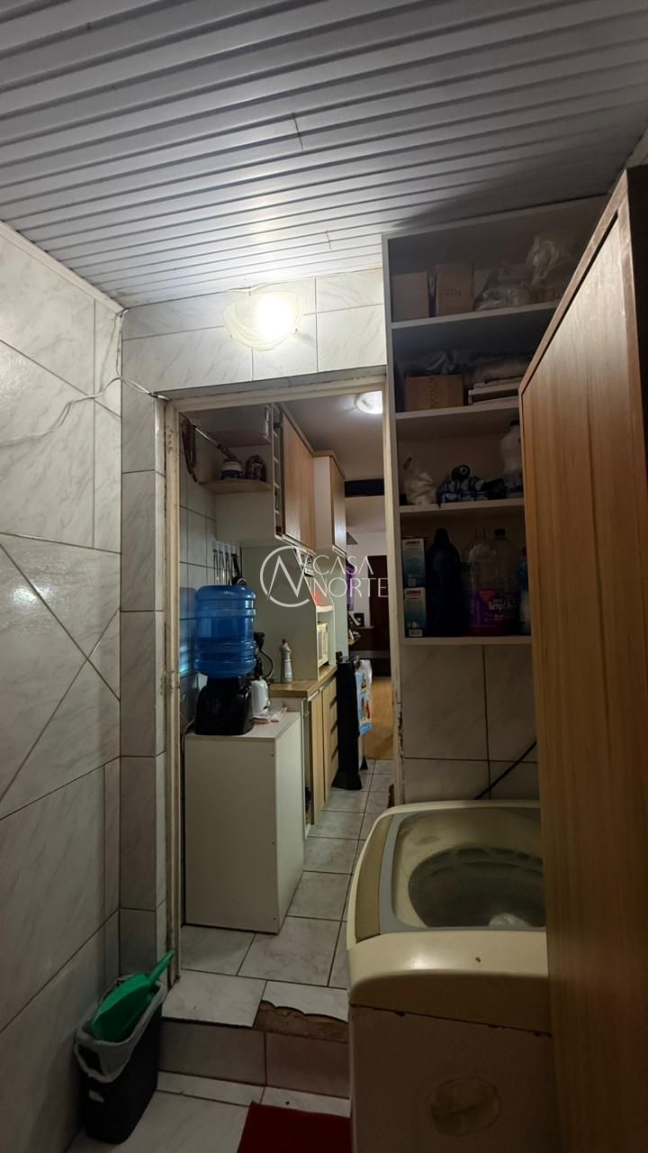 Casa de Condomínio à venda com 2 quartos, 79m², 1 vaga, Avenida Monte Cristo no bairro Vila Nova em Porto Alegre