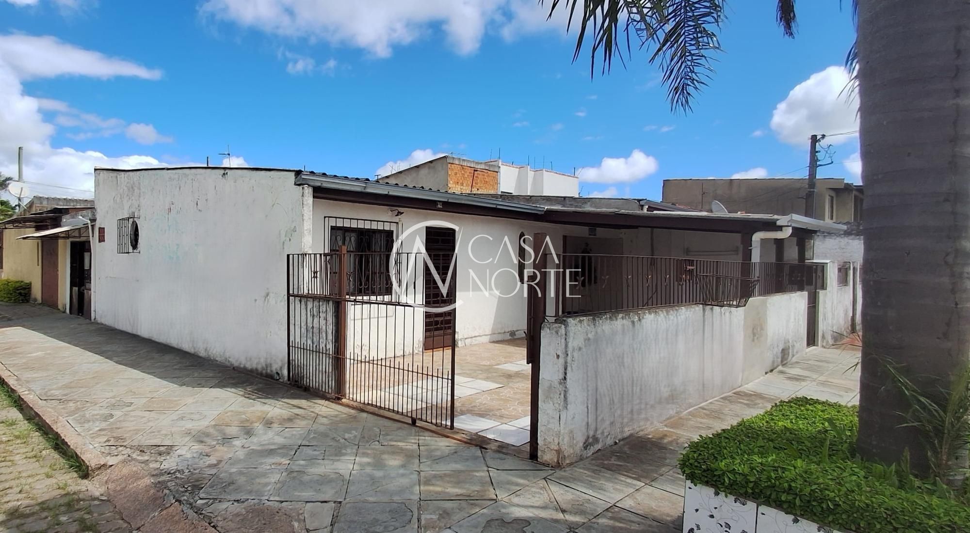 Casa à venda com 2 quartos, 120m², 1 suíte, 2 vagas, Acesso H no bairro Restinga em Porto Alegre