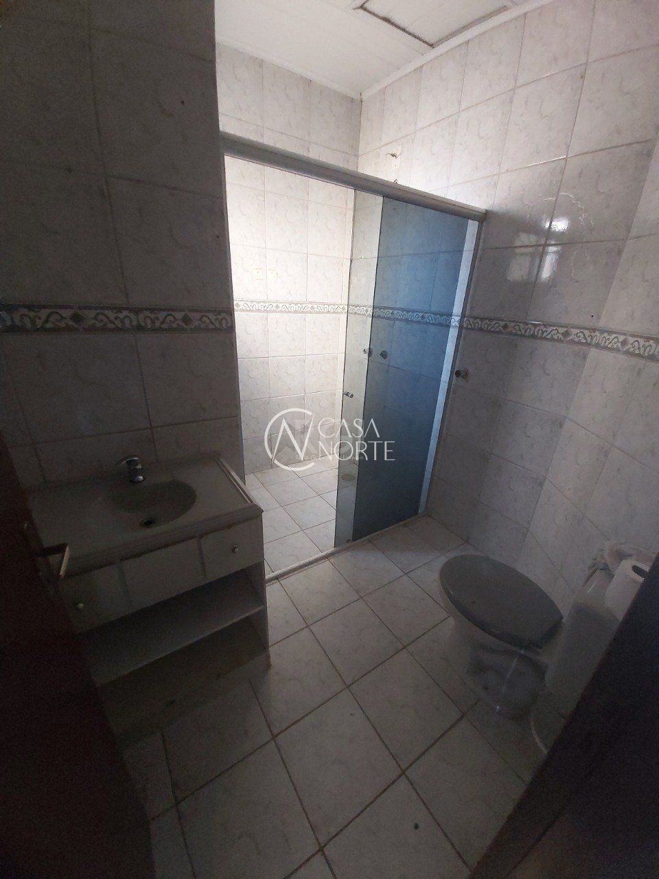 Casa à venda com 3 quartos, 140m², 2 vagas, Rua Marcelo Küfner no bairro Hípica em Porto Alegre