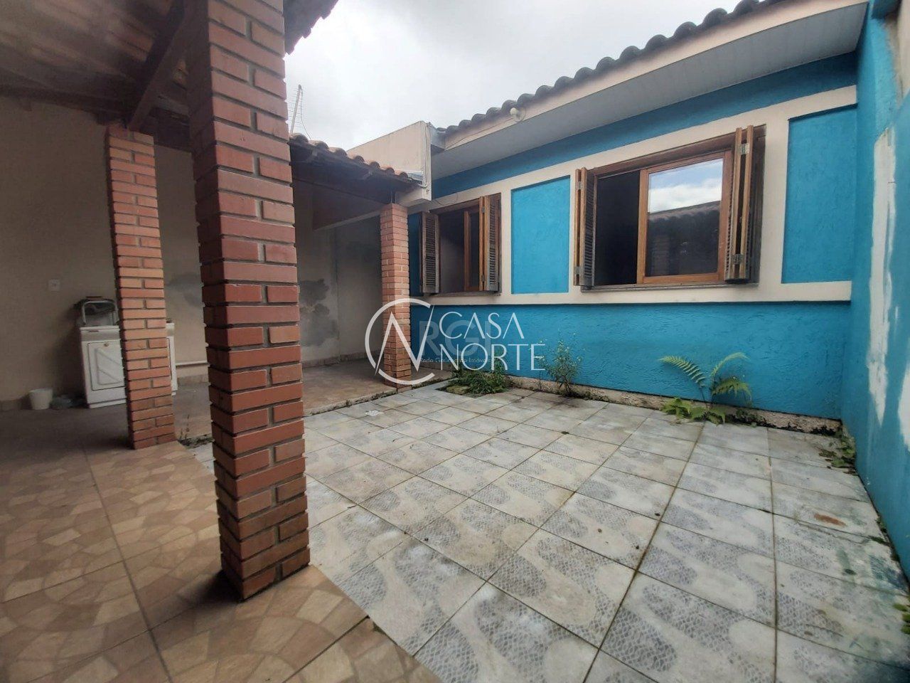 Casa à venda com 3 quartos, 58m², 2 vagas, Rua Doutor Raphael Loro no bairro Hípica em Porto Alegre