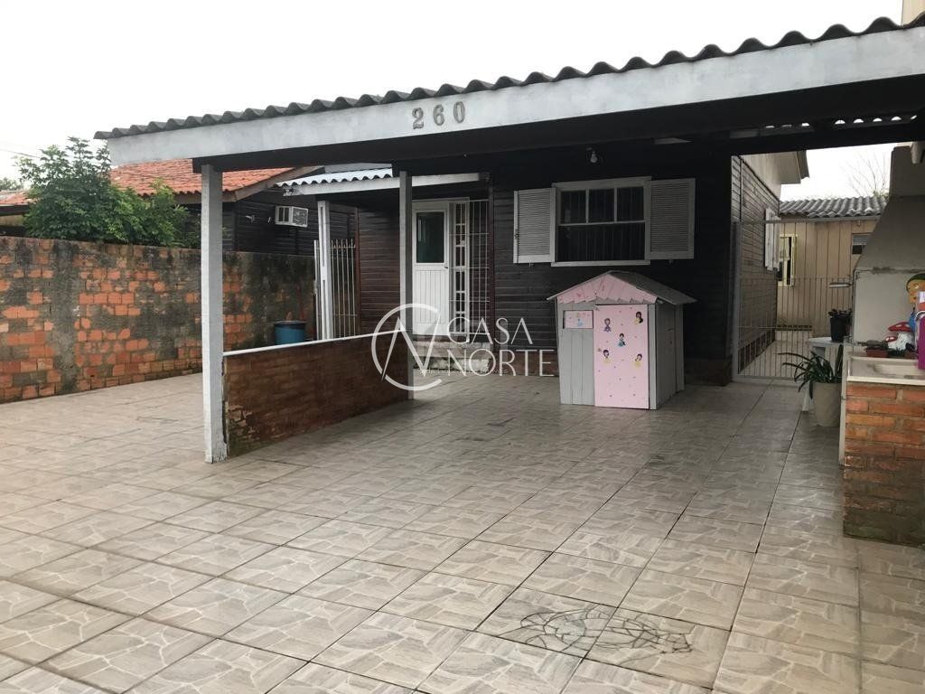 Casa à venda com 4 quartos, 109m², 2 vagas, Rua Agenor Mendes Ouriques no bairro Serraria em Porto Alegre