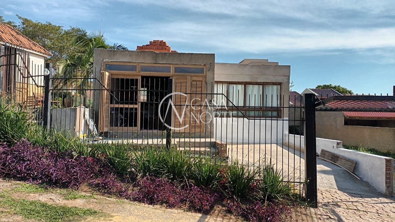 Casa à venda com 2 quartos, 69m², 1 vaga, Rua João do Couto no bairro Belém Velho em Porto Alegre