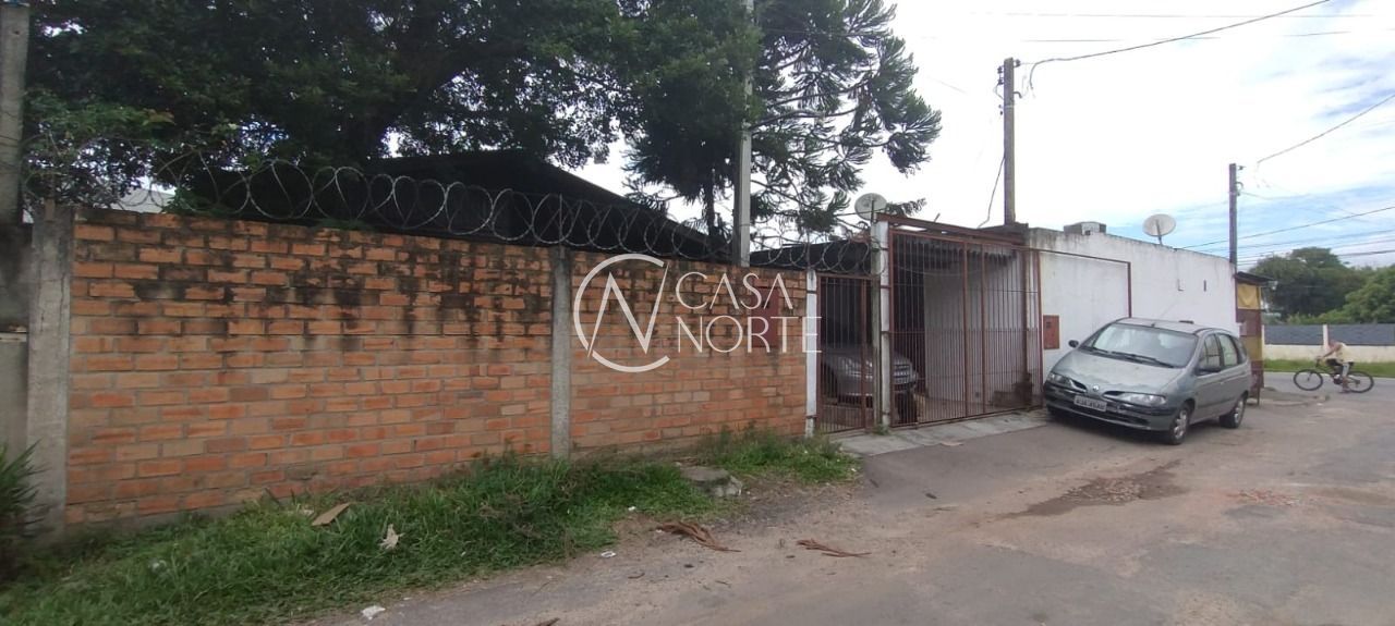 Casa à venda com 4 quartos, 500m², 2 vagas, Avenida Ignês E. Fagundes no bairro Restinga em Porto Alegre