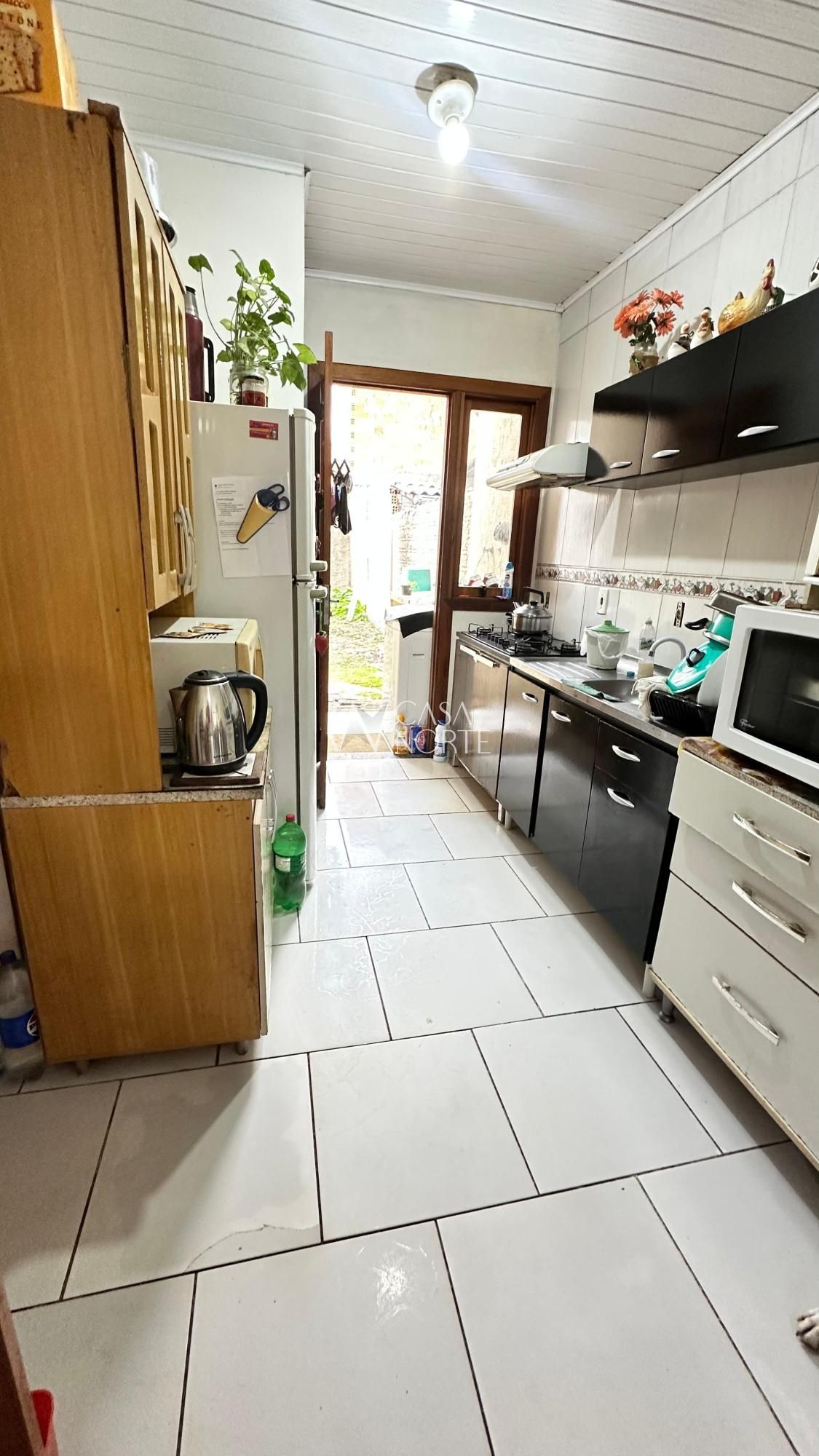 Casa à venda com 2 quartos, 50m², 1 vaga, Rua Carlos Wilson Schröder no bairro Hípica em Porto Alegre