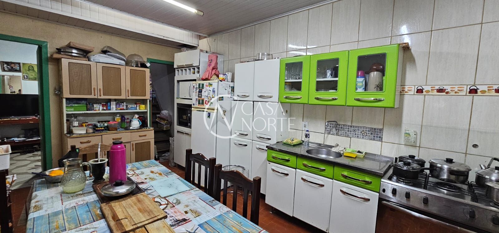 Casa à venda com 3 quartos, 100m², 2 vagas, Rua Israel Starosta no bairro Restinga em Porto Alegre