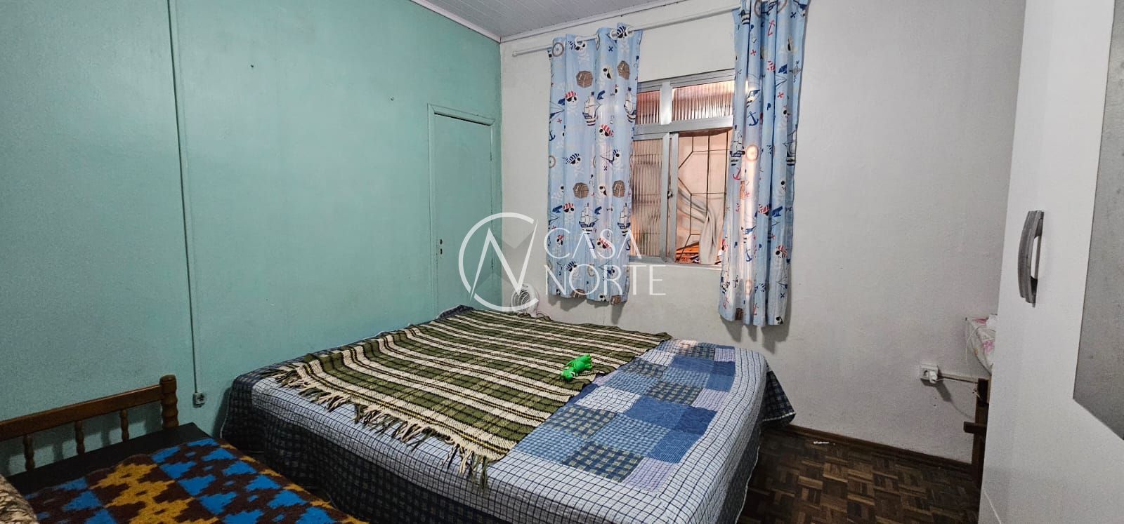 Casa à venda com 3 quartos, 100m², 2 vagas, Rua Israel Starosta no bairro Restinga em Porto Alegre