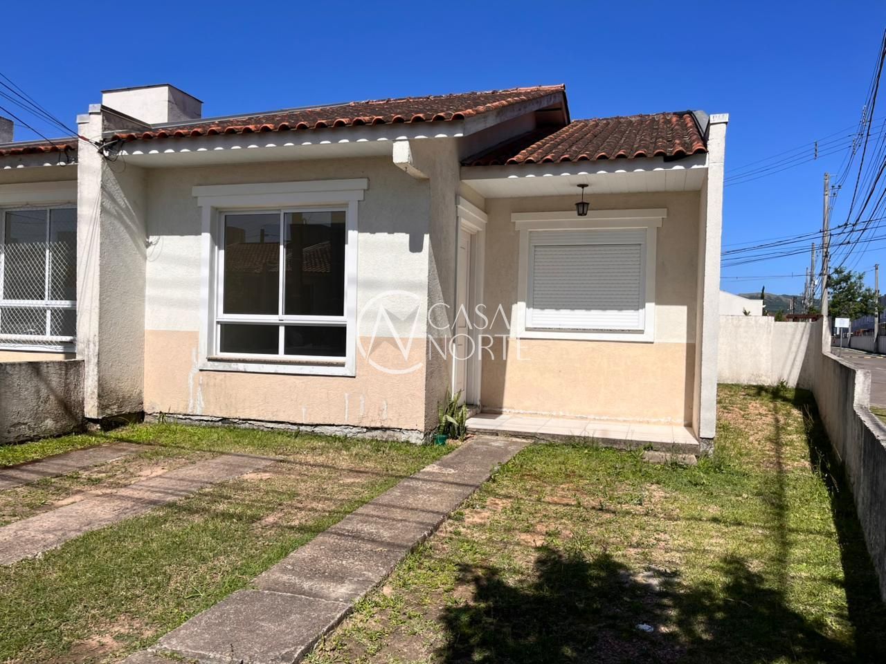 Casa à venda com 2 quartos, 39m², 1 suíte, 1 vaga, Estrada Costa Gama no bairro Hípica em Porto Alegre
