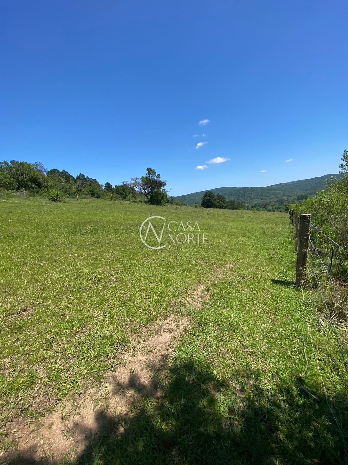 Área Rural à venda , 400m², Estrada São Caetano no bairro Lami em Porto Alegre