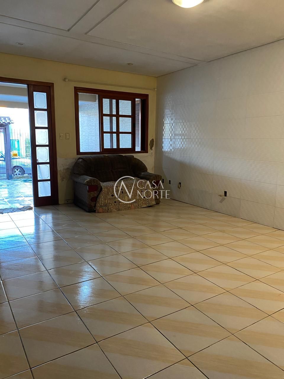 Sobrado à venda com 3 quartos, 125m², 2 vagas, Rua Rodi Avila Medeiros no bairro Hípica em Porto Alegre