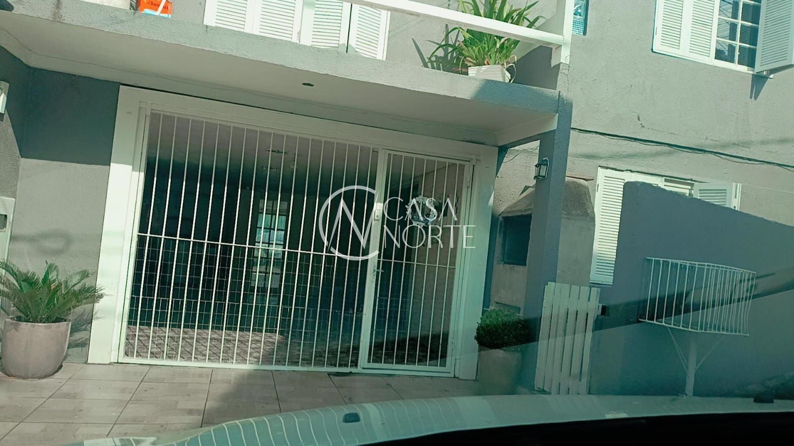 Casa à venda com 4 quartos, 140m², 1 suíte, 1 vaga, Rua M no bairro Aberta dos Morros em Porto Alegre