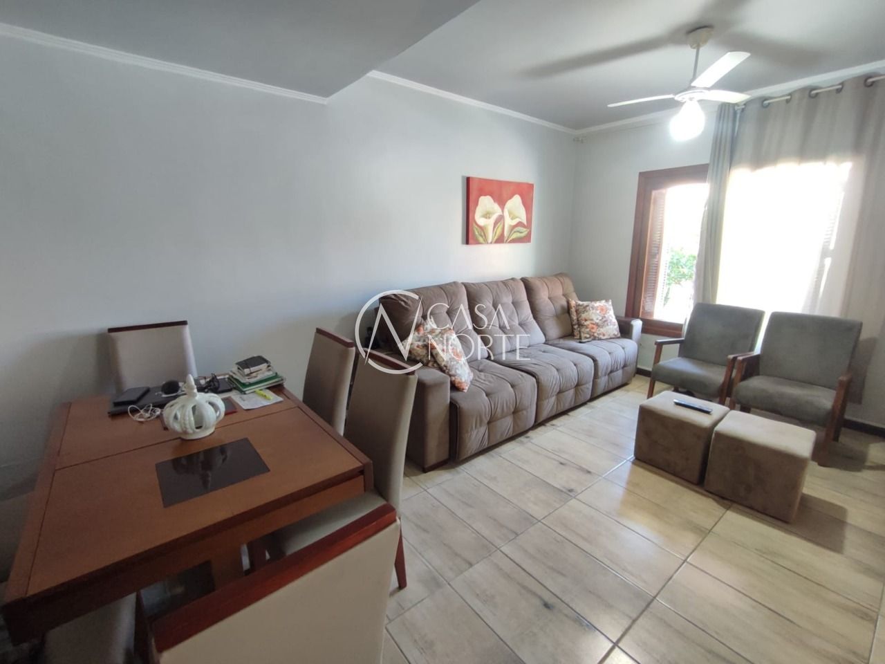 Casa de Condomínio à venda com 2 quartos, 166m², 1 vaga, Rua Ponciano Pacheco da Silveira no bairro Guarujá em Porto Alegre