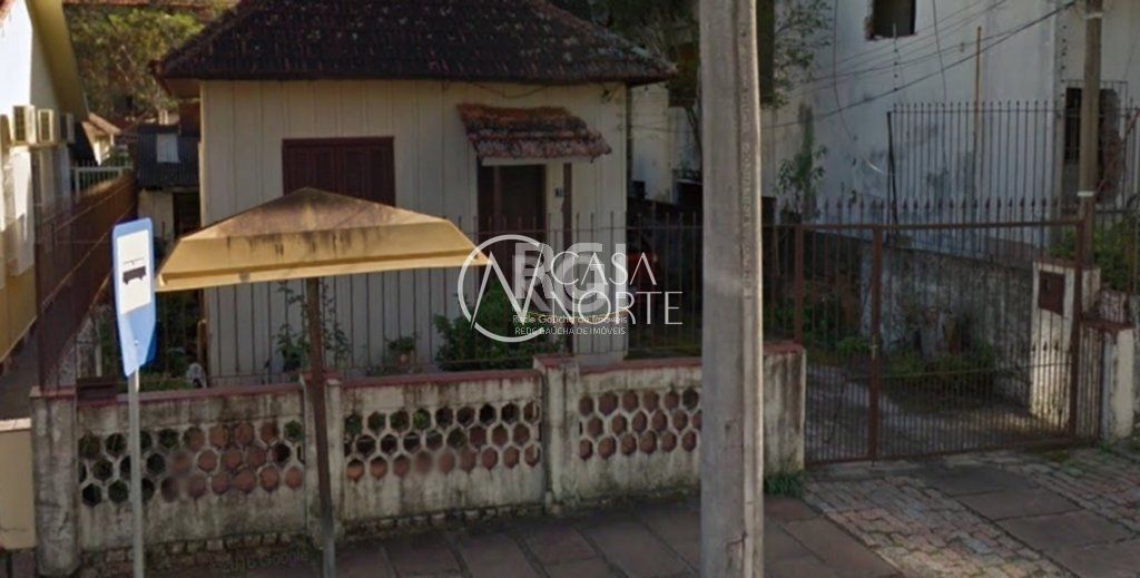 Terreno à venda  com 300m², Rua General Pedro Bittencourt no bairro Passo da Areia em Porto Alegre