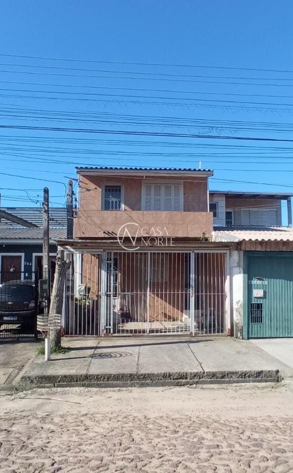 Sobrado à venda com 3 quartos, 90m², 1 vaga, Rua Say Marques no bairro Hípica em Porto Alegre