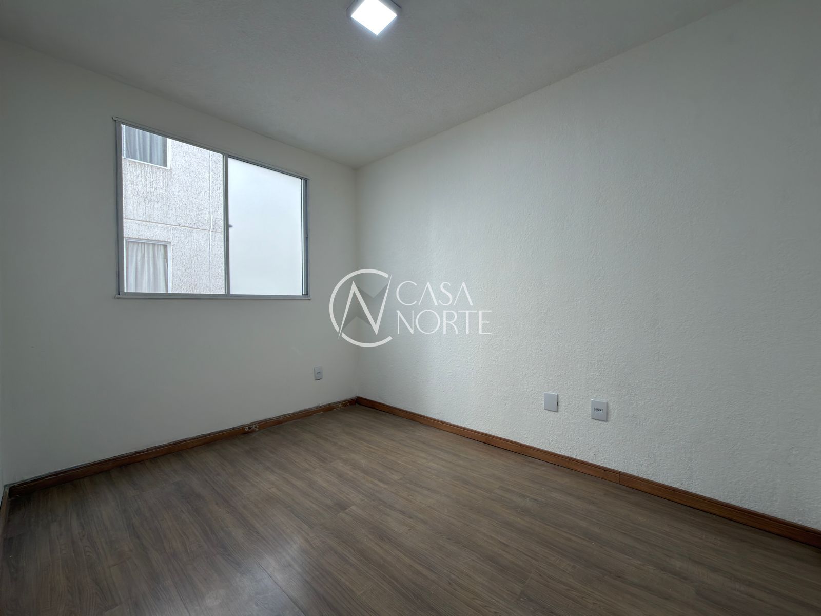 Apartamento à venda com 2 quartos, 41m², 1 vaga, Rua José Iuchno no bairro Hípica em Porto Alegre