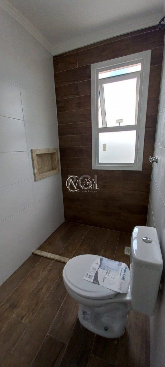 Casa à venda com 3 quartos, 105m², 1 suíte, 2 vagas, Rua Jorge Babot Miranda no bairro Aberta dos Morros em Porto Alegre