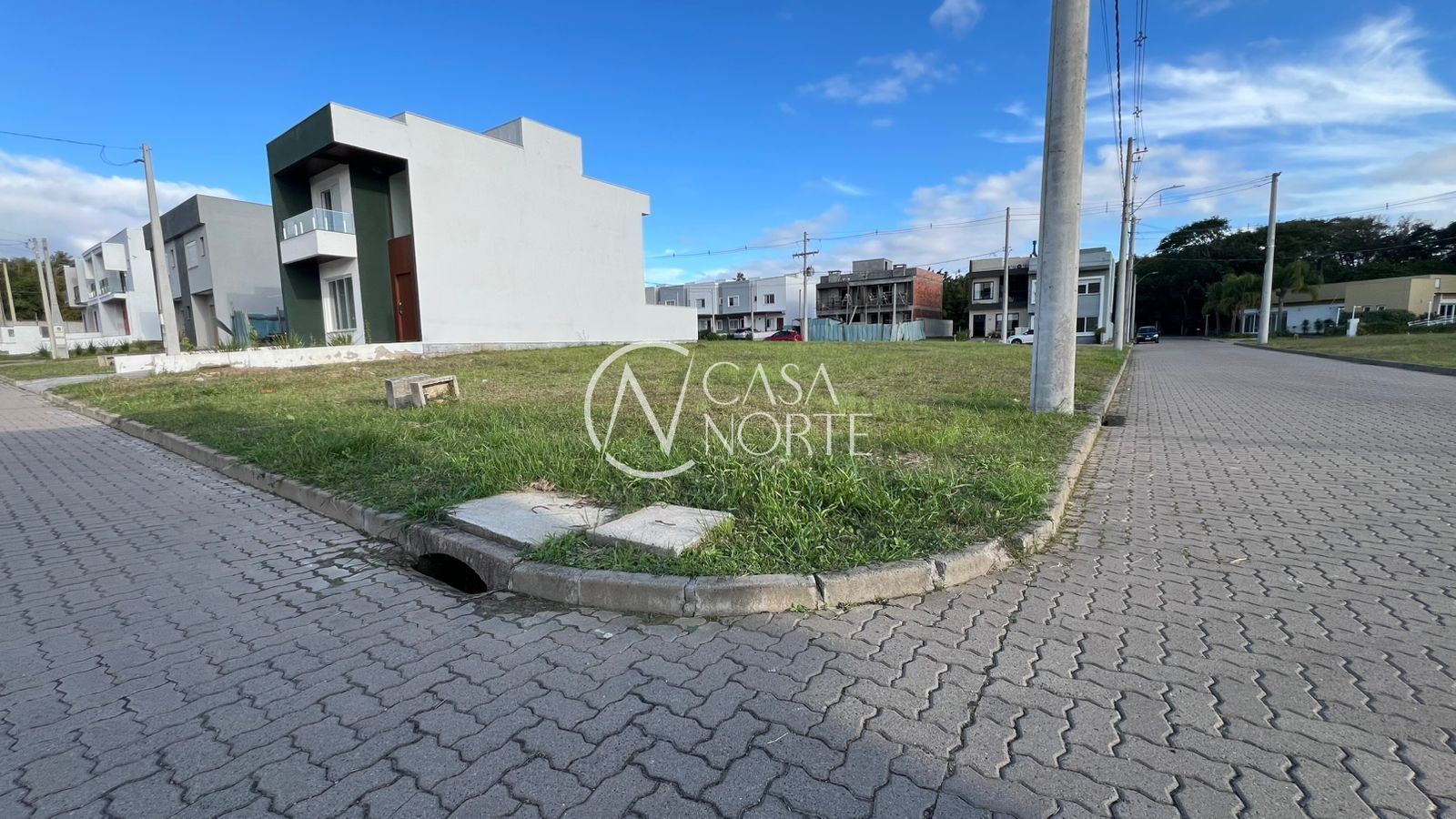 Terreno à venda  com 126m², Jorge Pereira Nunes no bairro Campo Novo em Porto Alegre