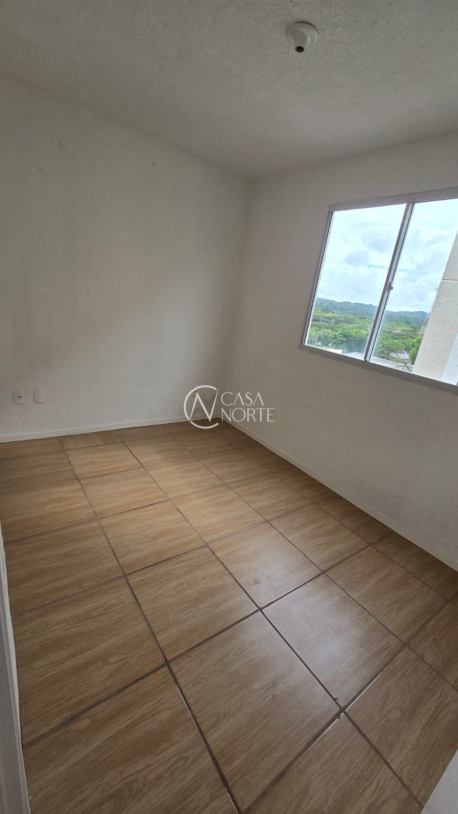 Apartamento à venda com 2 quartos, 41m², 1 vaga, Rua Sabino Pereira Nunes no bairro Restinga em Porto Alegre