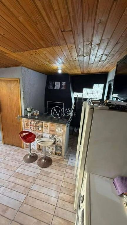 Casa à venda com 2 quartos, 68m², 1 vaga, Rua Geraldo Tollens Linck no bairro Hípica em Porto Alegre