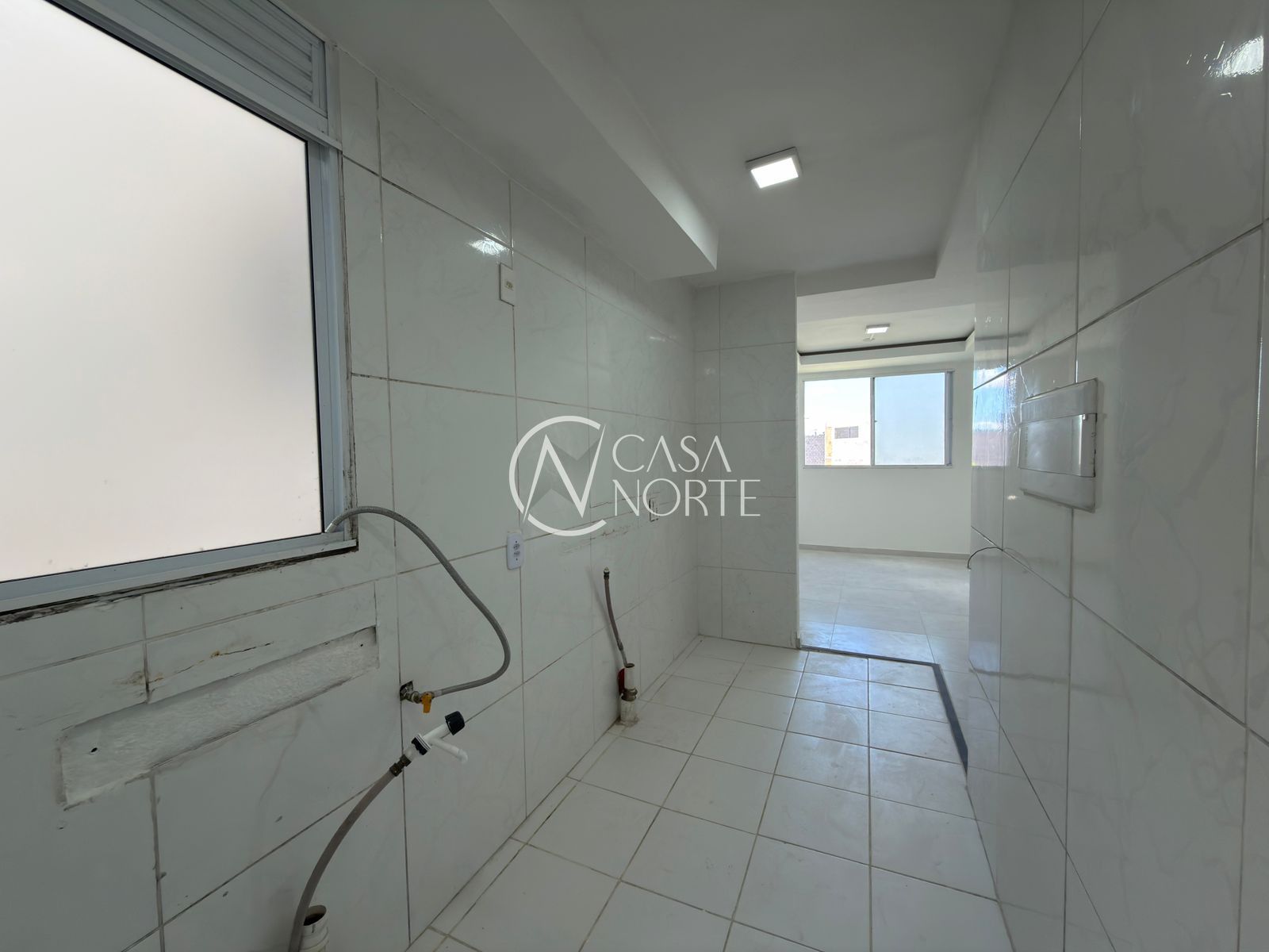 Apartamento à venda com 2 quartos, 41m², 1 vaga, Rua José Iuchno no bairro Hípica em Porto Alegre