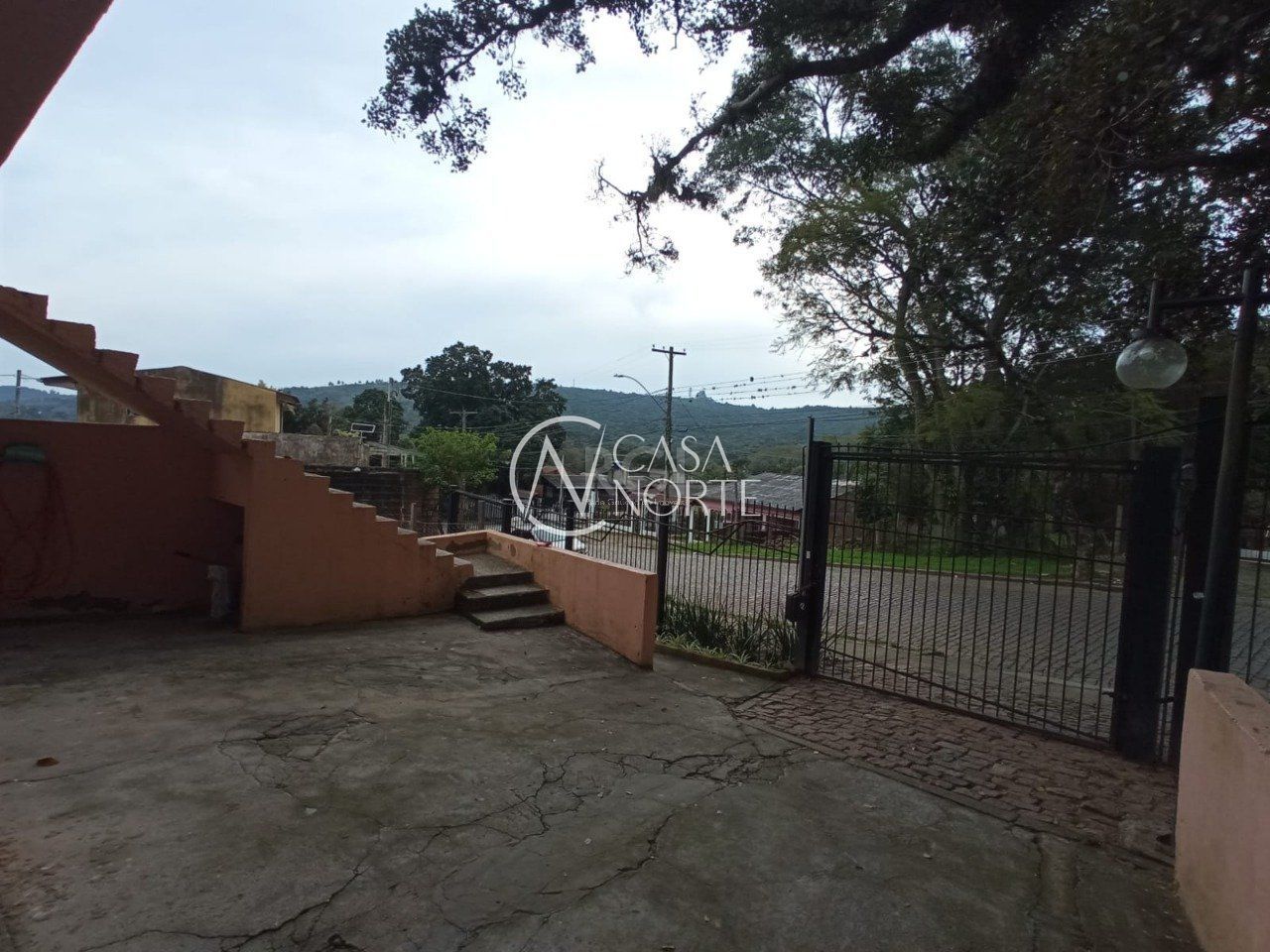 Casa à venda com 3 quartos, 260m², 2 vagas, Rua João do Couto no bairro Belém Velho em Porto Alegre