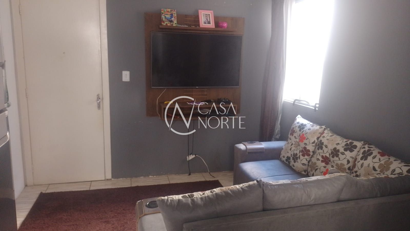 Apartamento à venda com 2 quartos, 38m², 1 vaga, Rua Capitão Pedroso no bairro Restinga em Porto Alegre