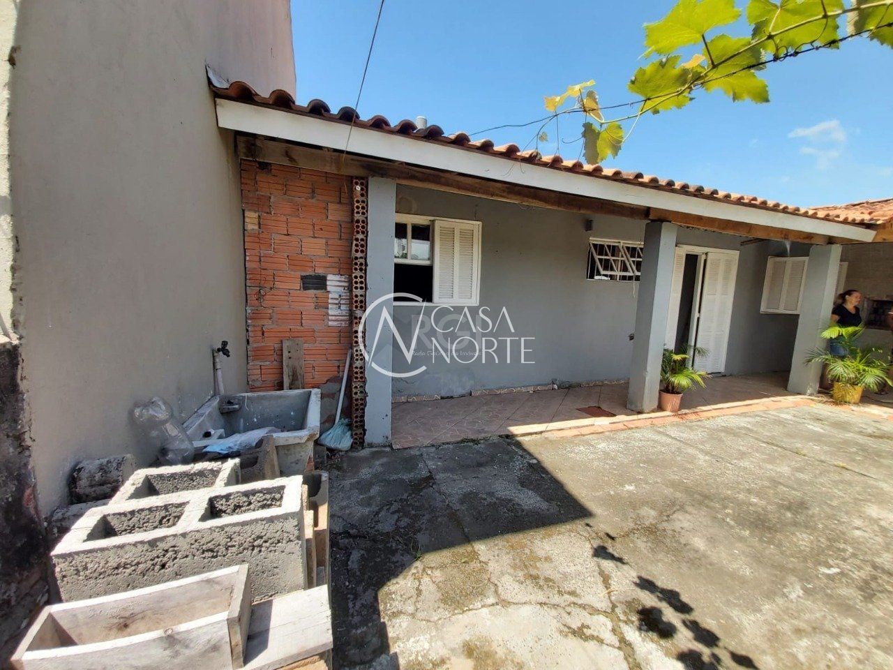 Casa à venda com 3 quartos, 89m², 3 vagas, Rua Doutor Hermes Pacheco no bairro Aberta dos Morros em Porto Alegre