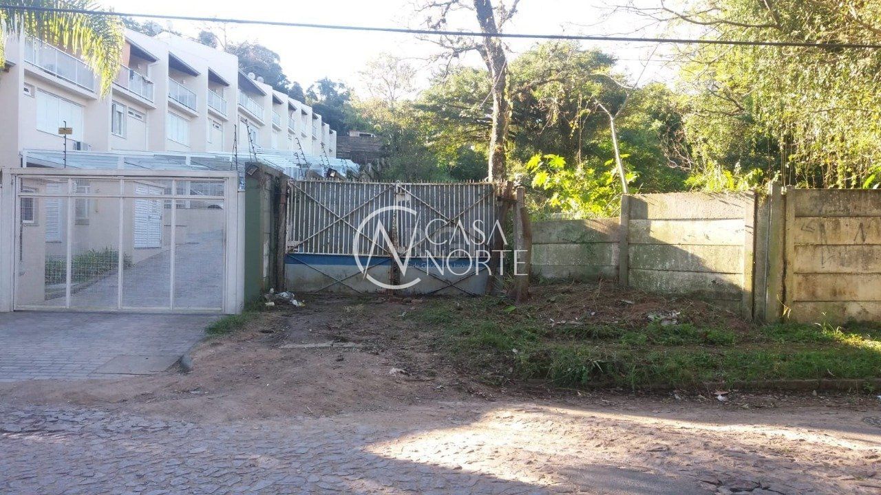 Terreno à venda  com 4015m², Rua Coronel Massot no bairro Cristal em Porto Alegre