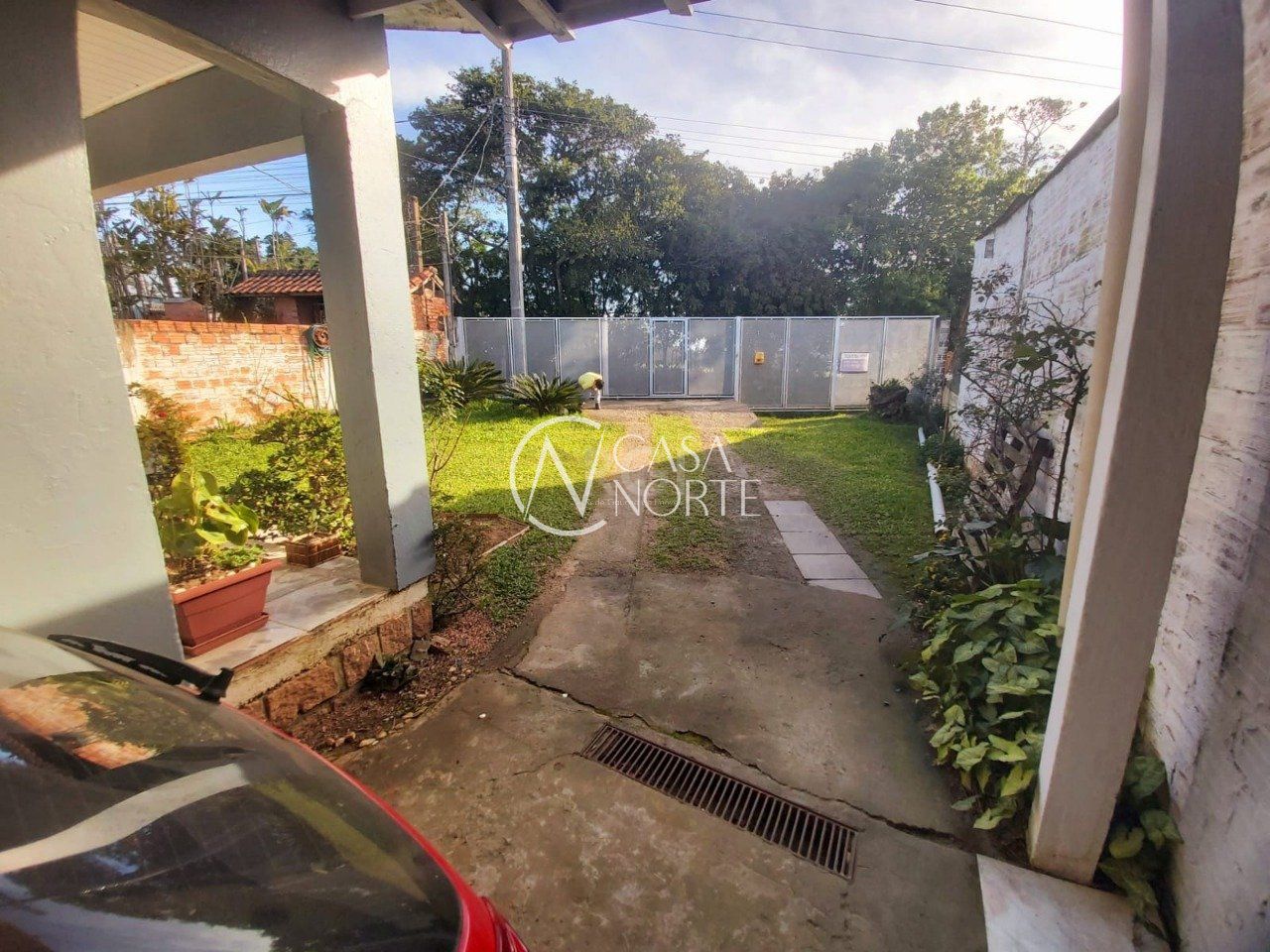 Casa à venda com 5 quartos, 72m², 3 vagas, Rua Mauro Vieira no bairro Lami em Porto Alegre