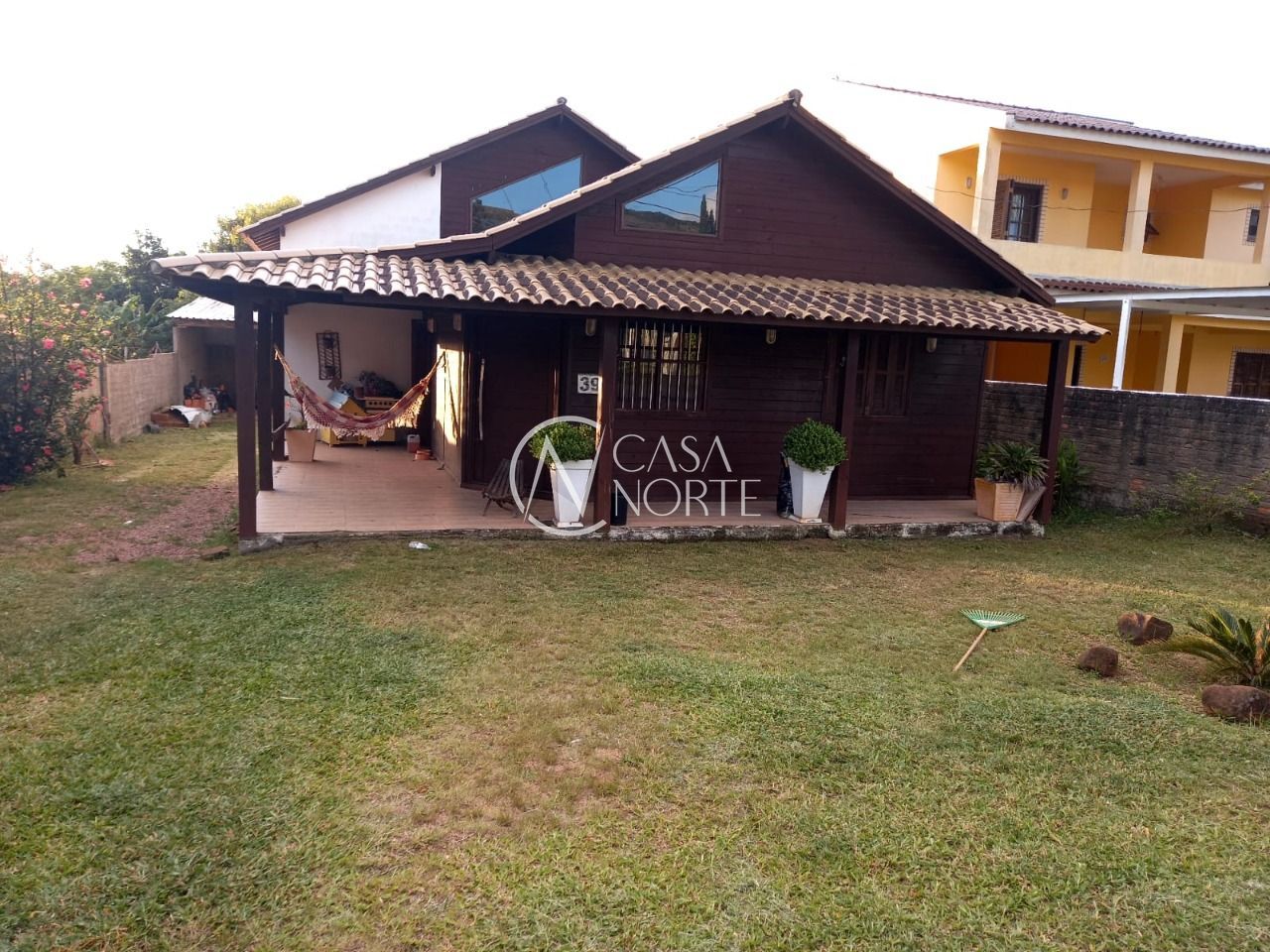 Casa à venda com 3 quartos, 100m², 3 vagas, Beco do Paladino no bairro Campo Novo em Porto Alegre