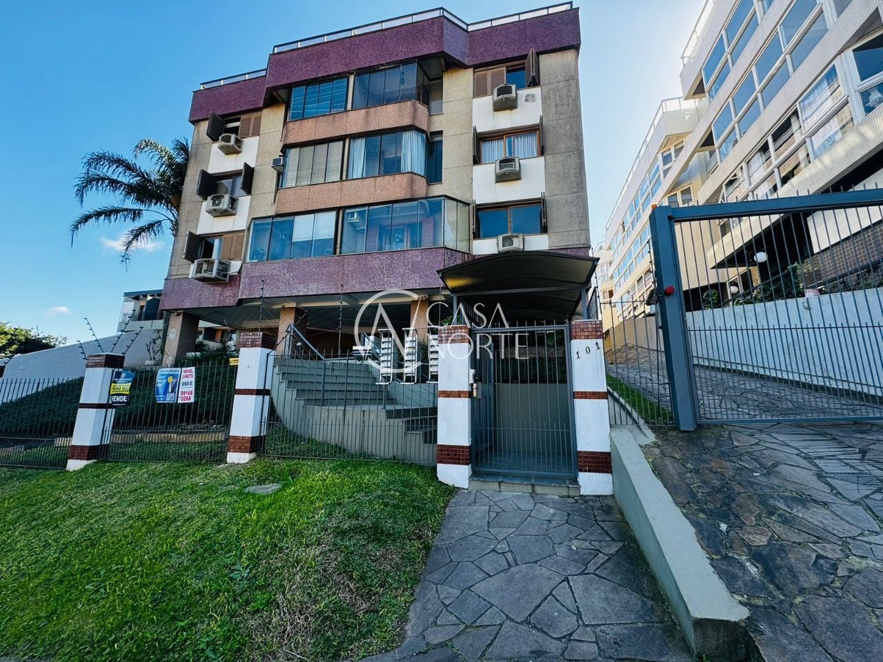 Cobertura à venda com 3 quartos, 277m², 3 suítes, 2 vagas, Avenida Icaraí no bairro Cristal em Porto Alegre