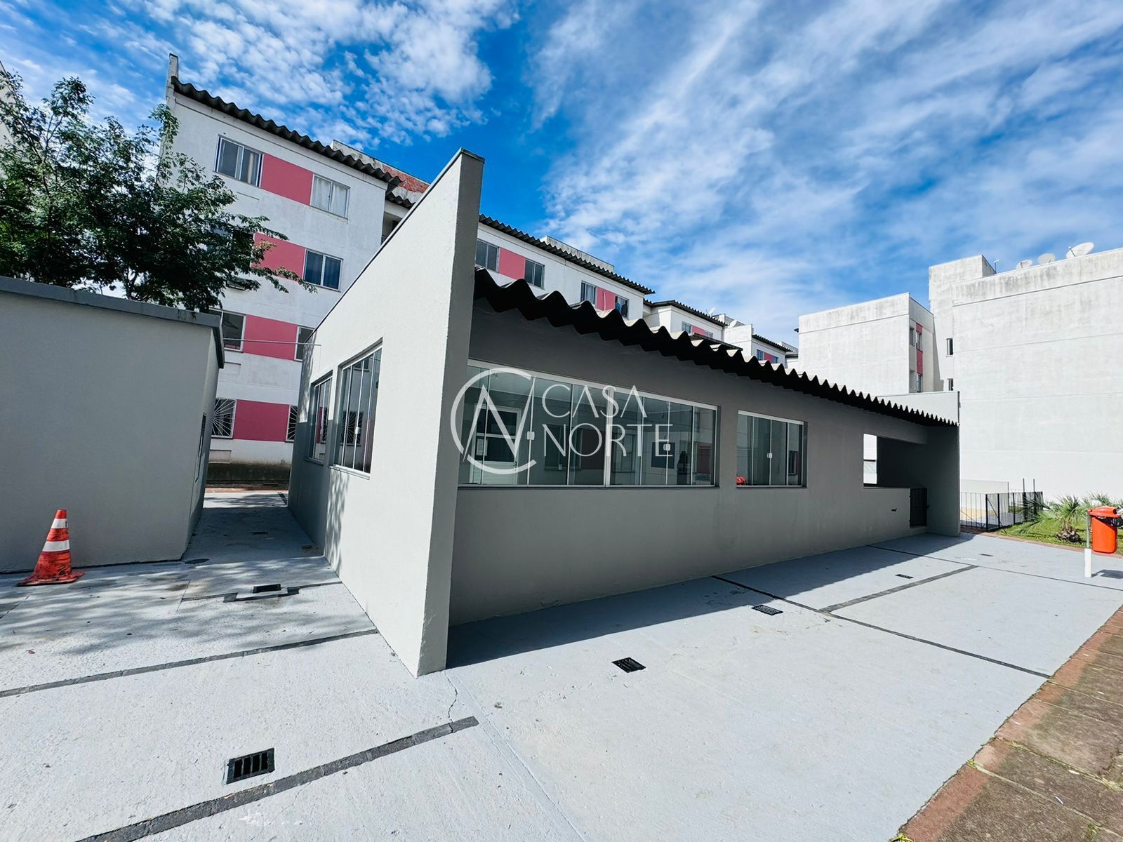 Apartamento à venda com 2 quartos, 45m², 1 vaga, Estrada Barro Vermelho no bairro Restinga em Porto Alegre