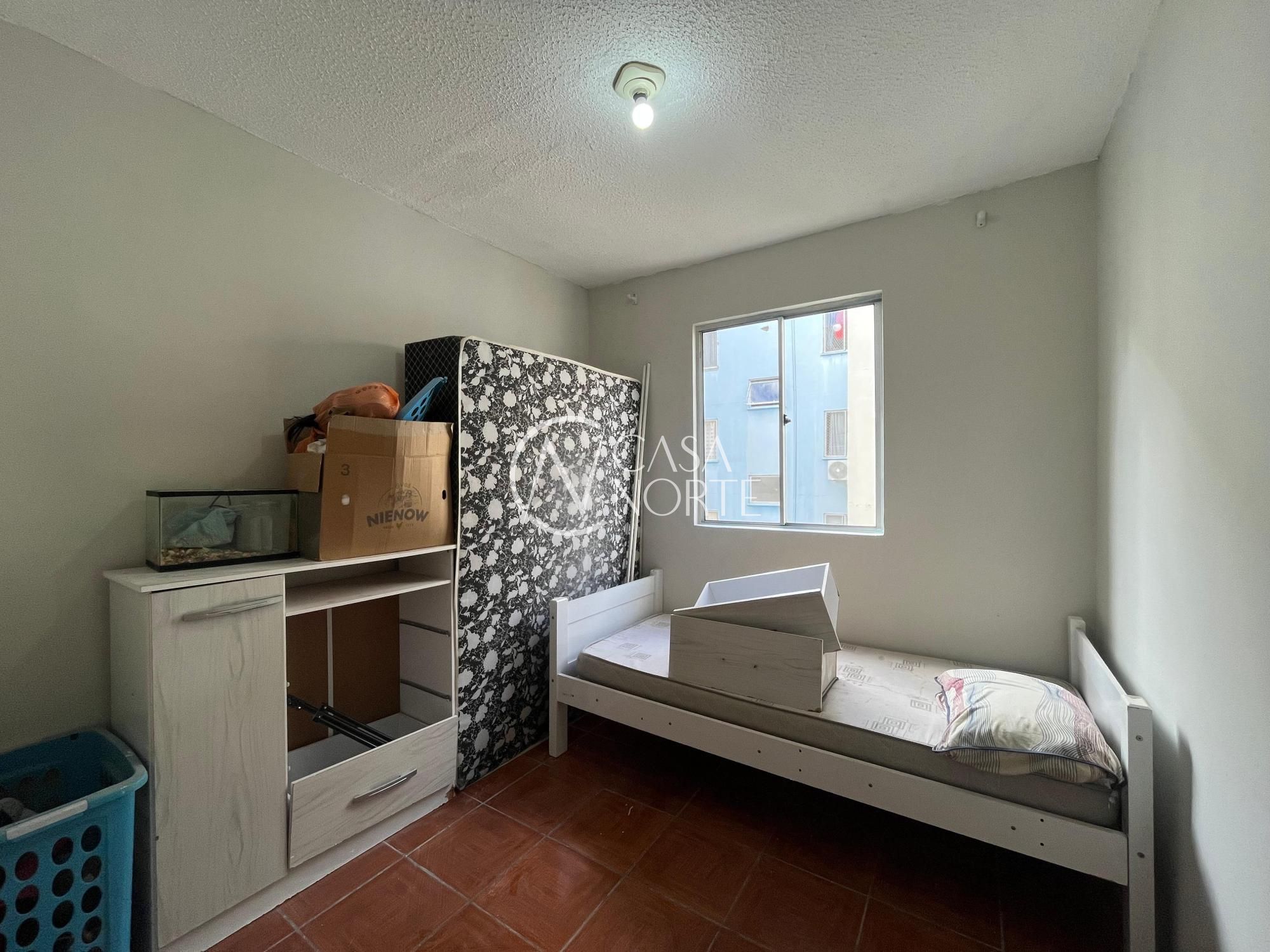 Apartamento à venda com 2 quartos, 38m², 1 vaga, Rua Capitão Pedroso no bairro Restinga em Porto Alegre