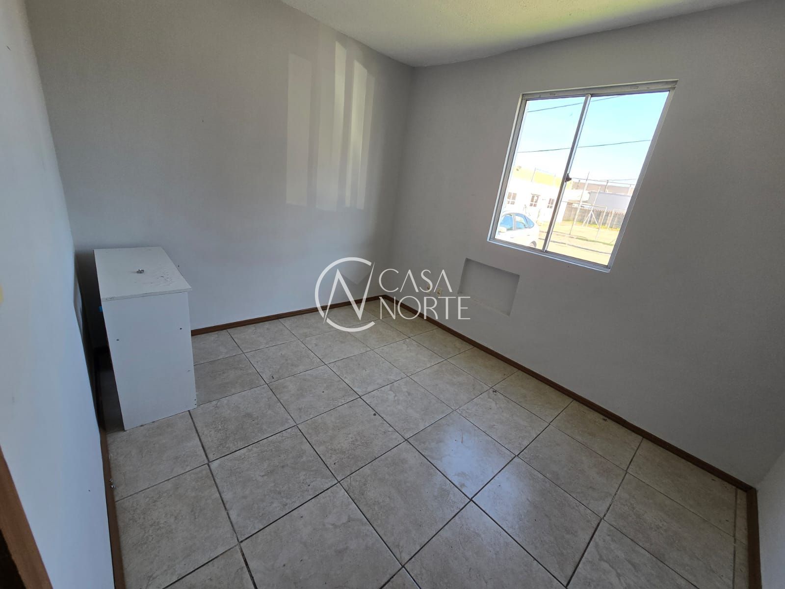 Apartamento à venda com 2 quartos, 39m², 1 vaga, Rua Capitão Pedroso no bairro Restinga em Porto Alegre