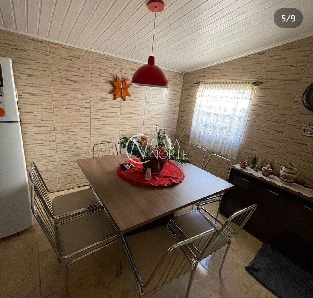 Casa à venda com 5 quartos, 72m², 3 vagas, Rua Mauro Vieira no bairro Lami em Porto Alegre