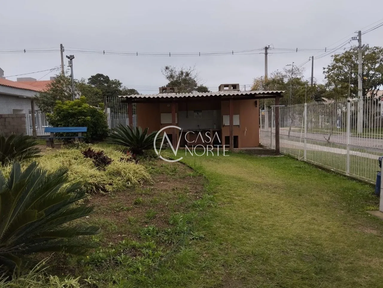 Apartamento à venda com 2 quartos, 54m², 1 vaga, Estrada Barro Vermelho no bairro Restinga em Porto Alegre