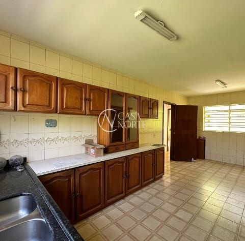 Casa à venda com 3 quartos, 286m², 1 suíte, 2 vagas, Avenida Oswaldo Gonçalves Cruz no bairro Ipanema em Porto Alegre