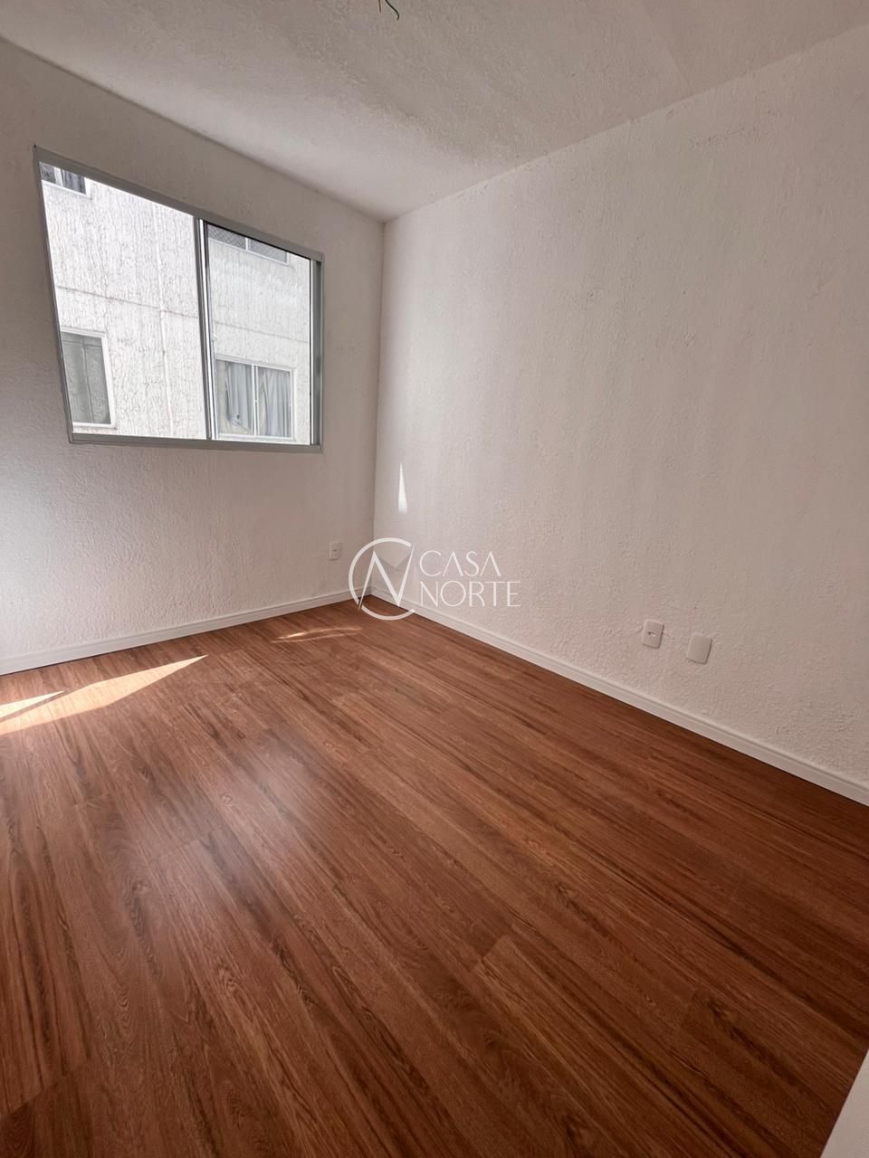 Apartamento à venda com 2 quartos, 40m², 1 vaga, Rua Sabino Pereira Nunes no bairro Restinga em Porto Alegre