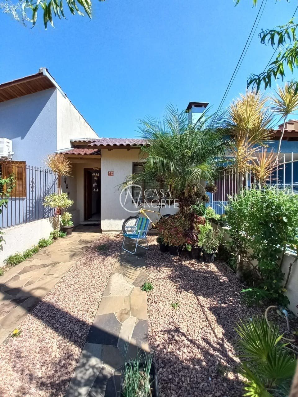 Casa à venda com 2 quartos, 47m², 1 vaga, Rua Attilio Bettio no bairro Aberta dos Morros em Porto Alegre