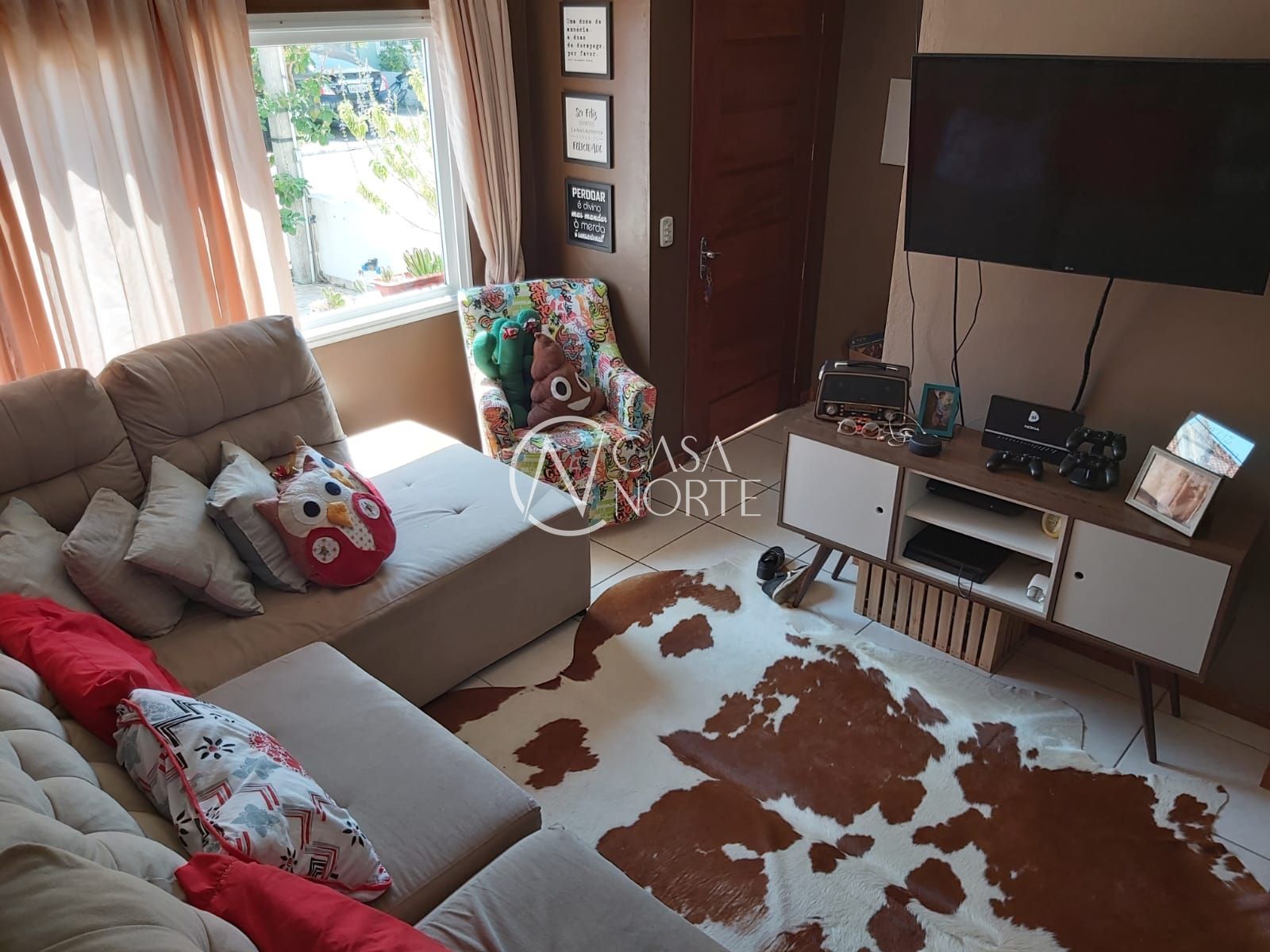 Casa à venda com 3 quartos, 147m², 1 suíte, 1 vaga, Avenida Edgar Pires de Castro no bairro Hípica em Porto Alegre