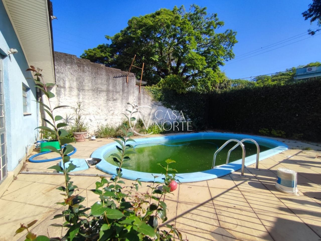 Casa à venda com 3 quartos, 70m², 1 suíte, 2 vagas, Rua Carlos Ferreira no bairro Teresópolis em Porto Alegre