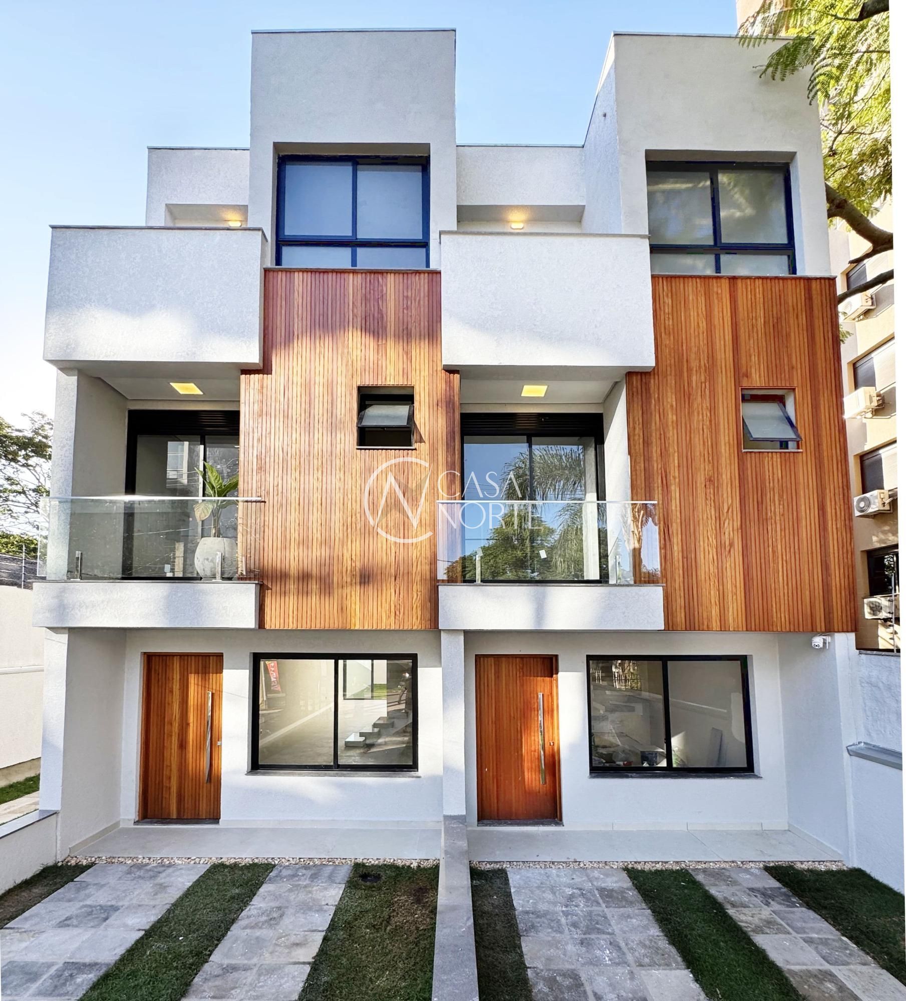 Sobrado à venda com 3 quartos, 25m², 3 suítes, 2 vagas, Rua Doutor Pereira Neto no bairro Tristeza em Porto Alegre