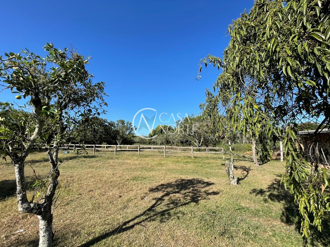 Sítio à venda com 4 quartos, 100m², 20 vagas, Rua Augusto dos Anjos no bairro Boa Vista do Sul em Porto Alegre