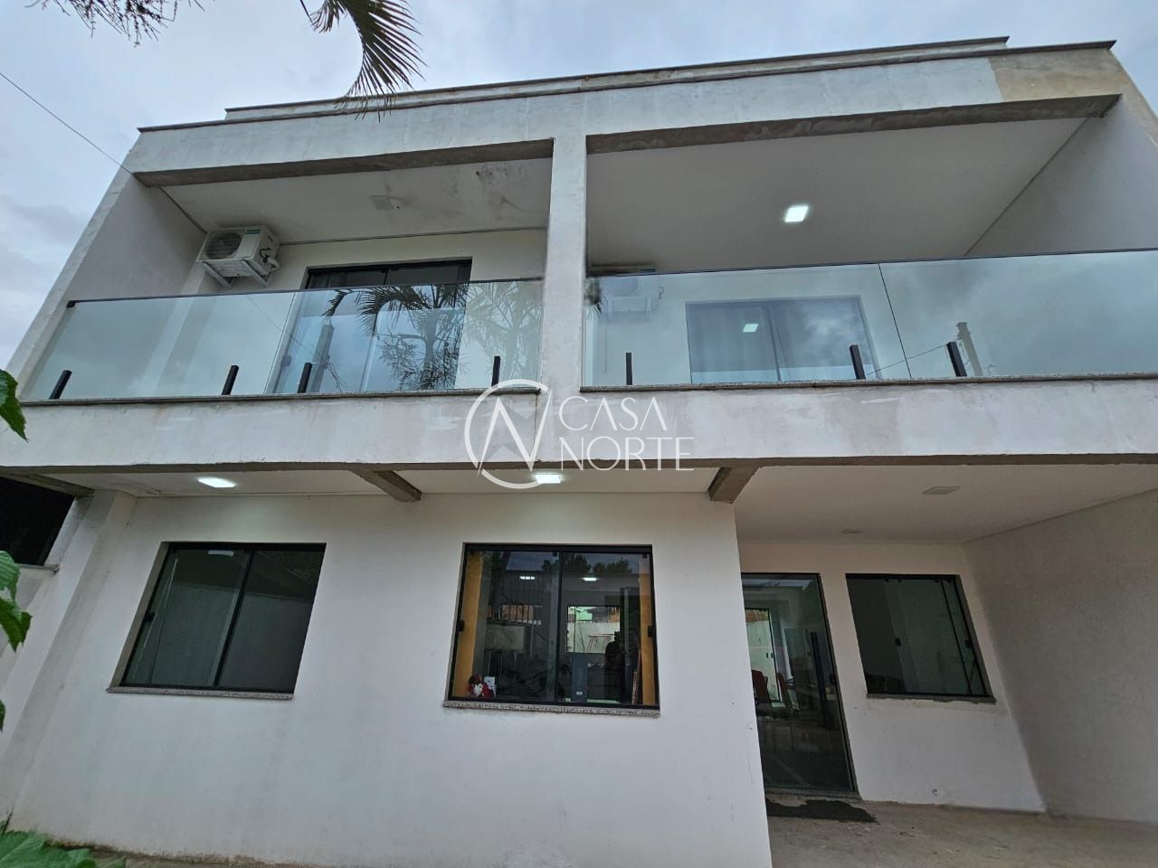 Casa à venda com 3 quartos, 80m², 1 suíte, 1 vaga, Rua Palmeira-Real no bairro Restinga em Porto Alegre