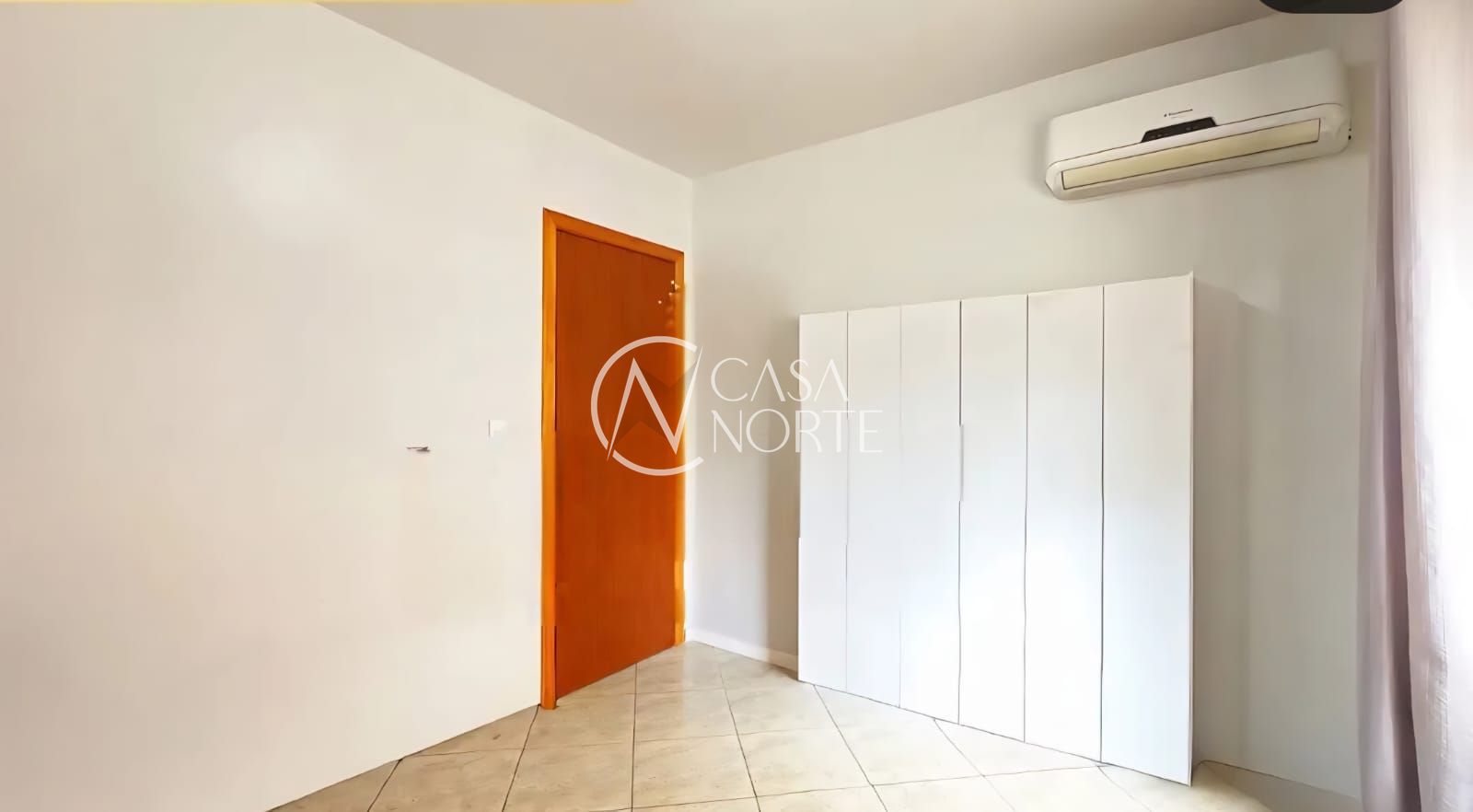Apartamento à venda com 3 quartos, 70m², 1 vaga, Avenida da Cavalhada no bairro Cavalhada em Porto Alegre