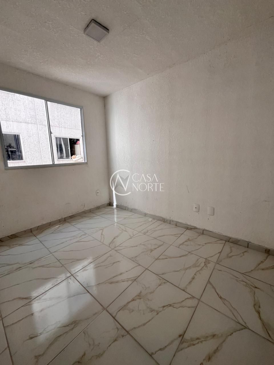 Apartamento à venda com 2 quartos, 33m², 1 vaga, Rua Sabino Pereira Nunes no bairro Restinga em Porto Alegre