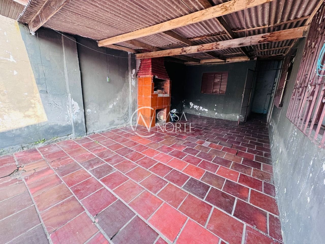 Casa à venda com 3 quartos, 80m², 2 vagas, Acesso F no bairro Restinga em Porto Alegre